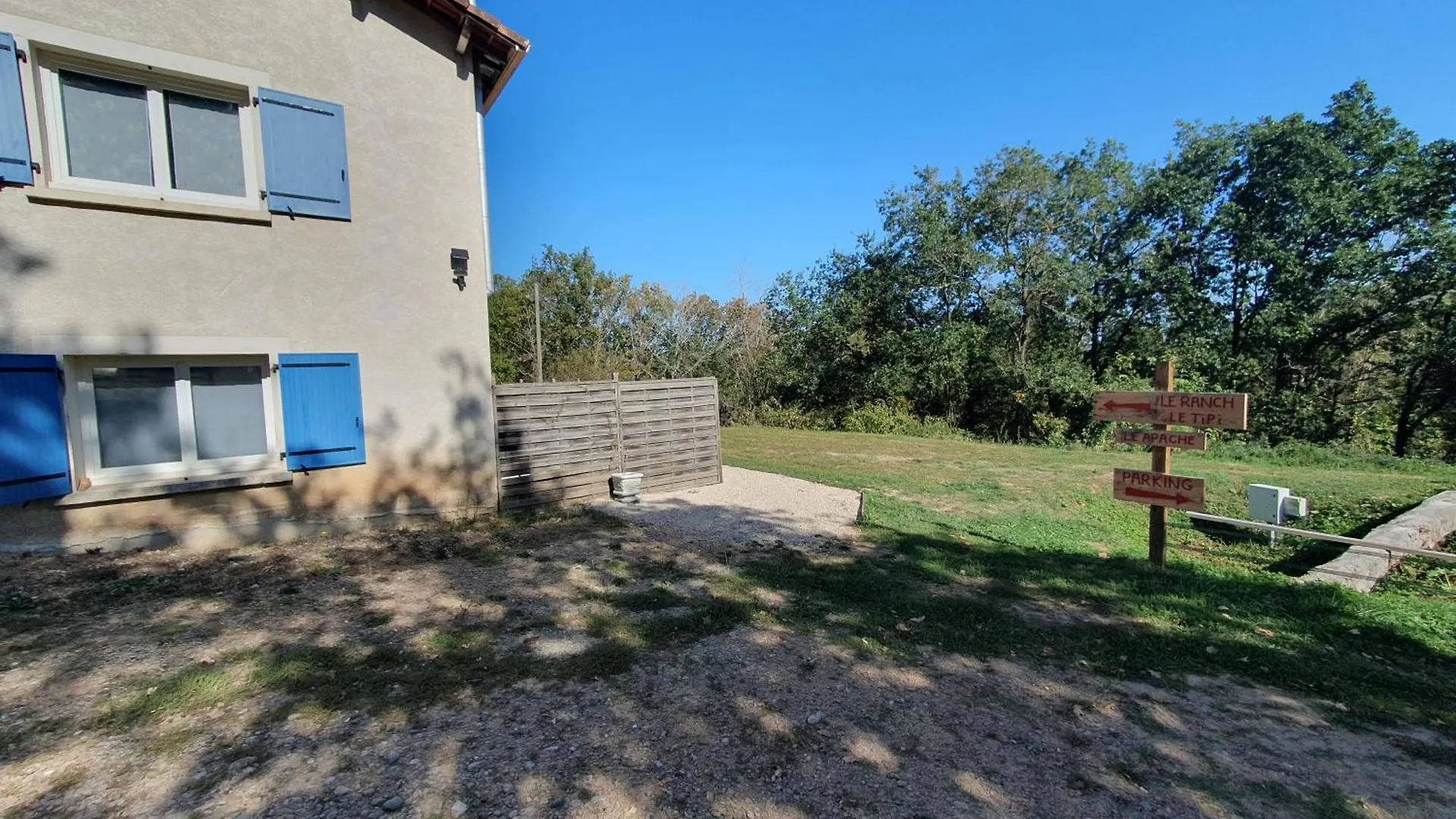 Appartement Le Tipi Studio Au Ranch Canitrot Monesties