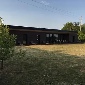 https://villa-des-3-chenes-plouenan.inbrittany.com